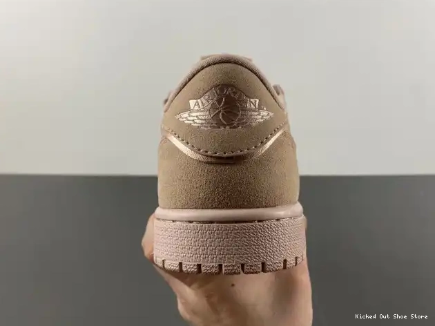 Kicked Out Shoe Store Retro Low Particle 1 NS Beige AO1935-204 Jordan 0617